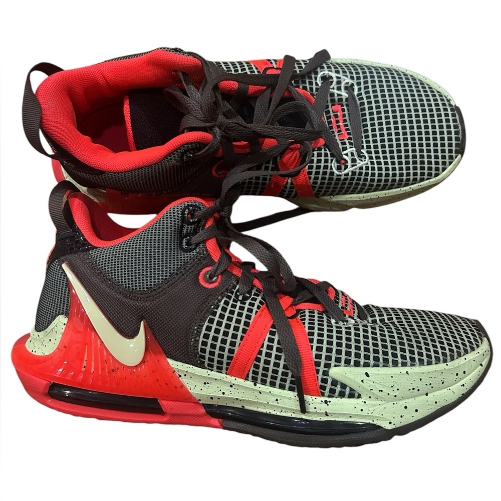 Nike LeBron Witness 7 Basketball Shoes Black Red Lime Green Men’s Size 9